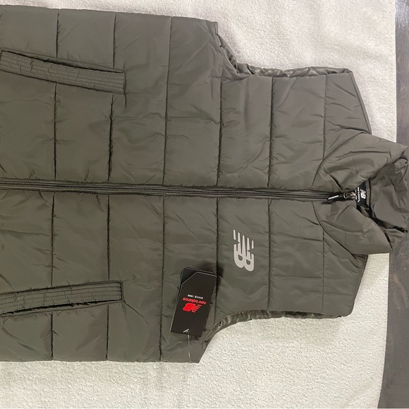 New balance tech vest - Picture 6 of 6